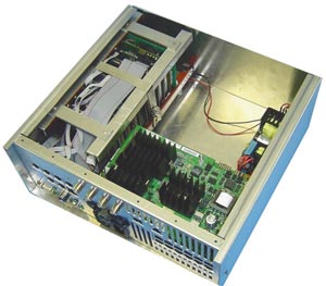 The Executive Travel Case sets up connections directly to the Internet.