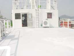 Ship’s deck painted with Insuladd