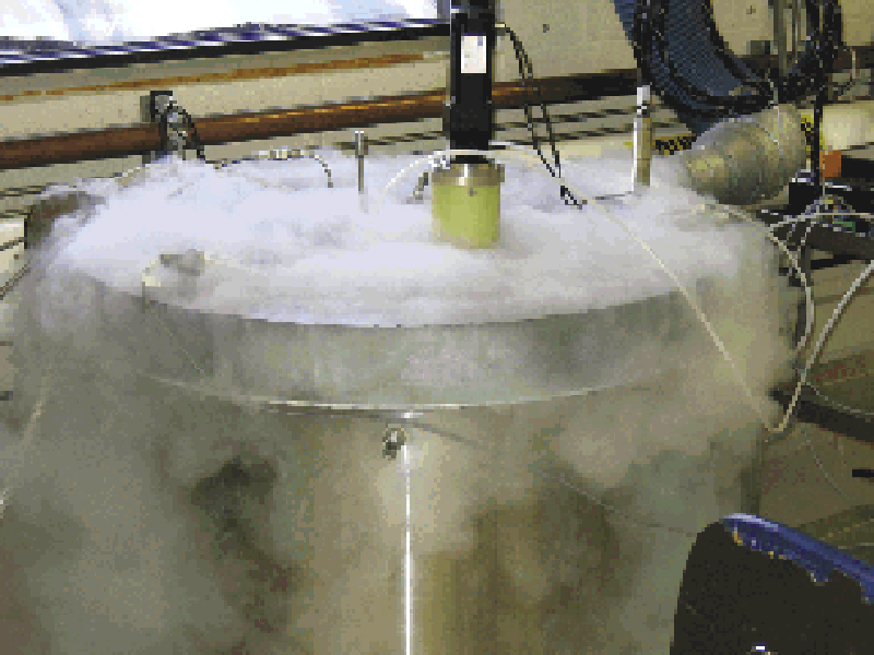 cryogenic tank