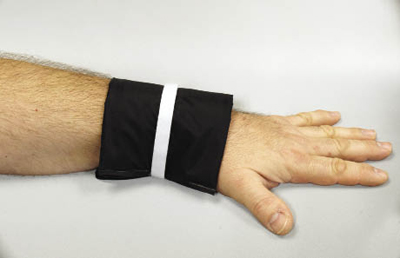 Wrist wrap with aerogel 