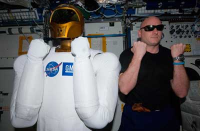 Astronaut Scott Kelly and Robonaut 2 Astronaut Scott Kelly and Robonaut 2
