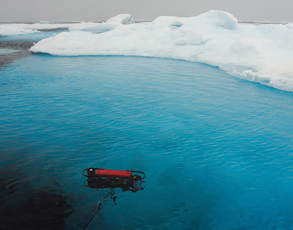 Technology measuring light in Arctic waters