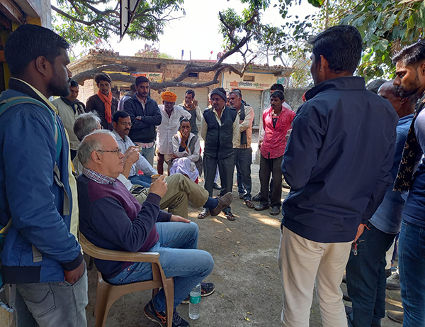 In February of 2023, IrriWatch founder Wim Bastiaanssen meets with farmers in the Indian state of Madhya Pradesh