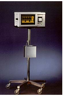 monitor that calculates and displays cardiac output values