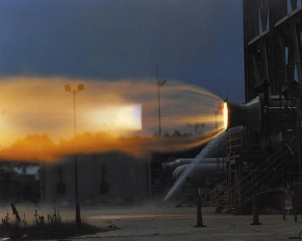 of Pintle Engine undergoes hot fire testing at Stennis