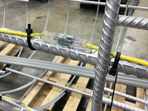 Thermal integrity profiler attached to rebar
