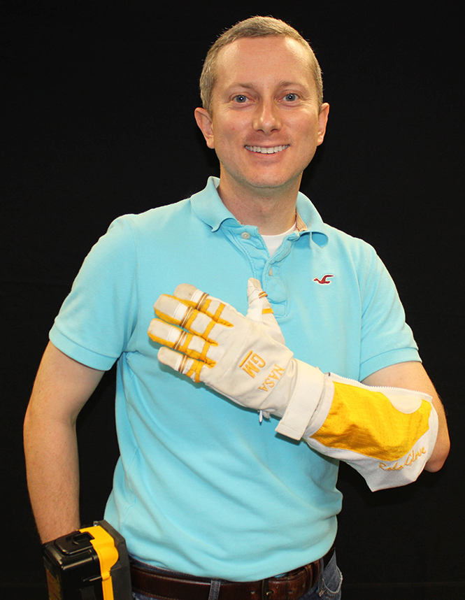 Jonathan Rogers wears the NASA/GM Robo-Glove