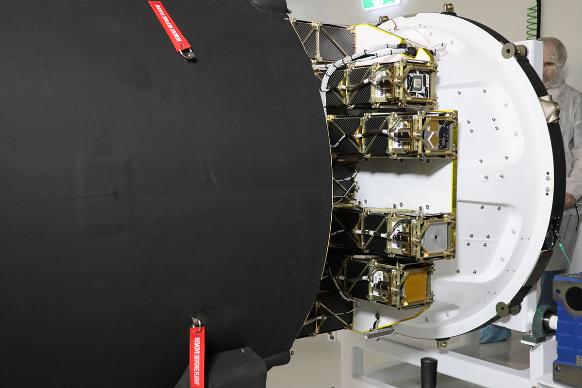 Nanosatellites 19 mission shows multiple CubeSats encapsulated inside a rocket payload fairing