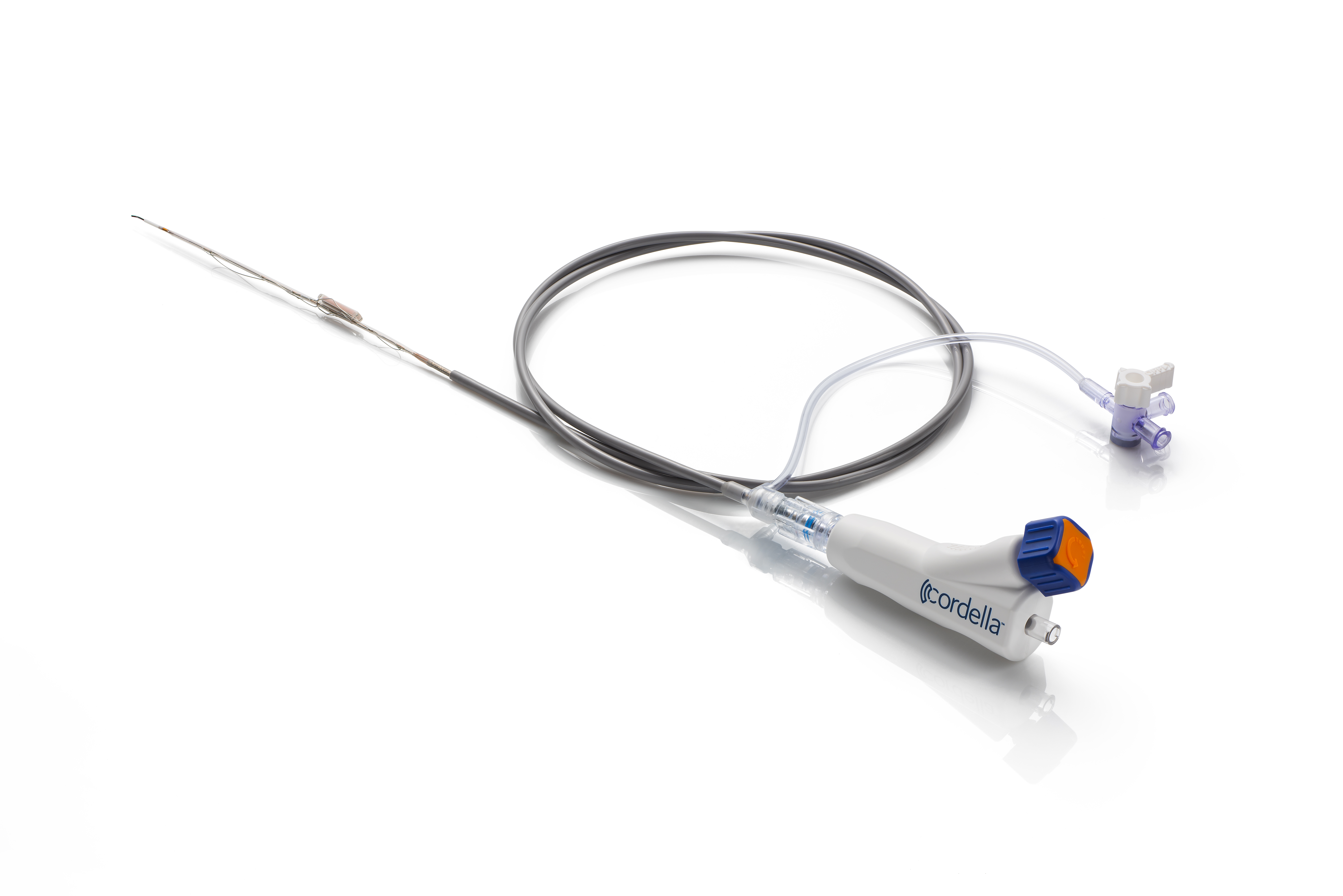 The Cordella sensor is shown strung onto the delivery device that’s used to implant it in the pulmonary artery.