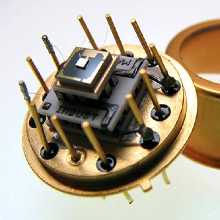 Amplification Technologies’s photomultiplier