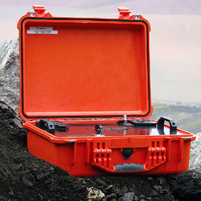 InXitu’s briefcase-sized rock and mineral analysis device