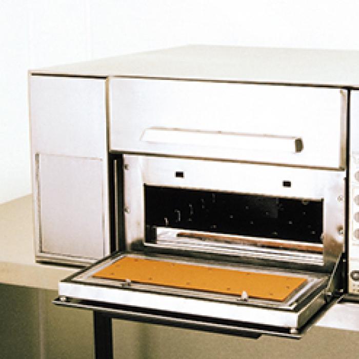 Prototype oven for use aboard the space station