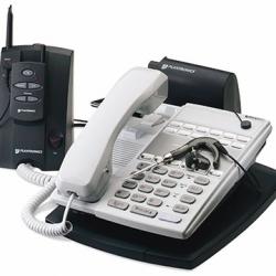 Plantronics, Inc.’s CA10CD cordless push-to-talk headset and amplifier gives call center agents and other business professionals room to roam. The CA10CD cordless push-to-talk headset and amplifier